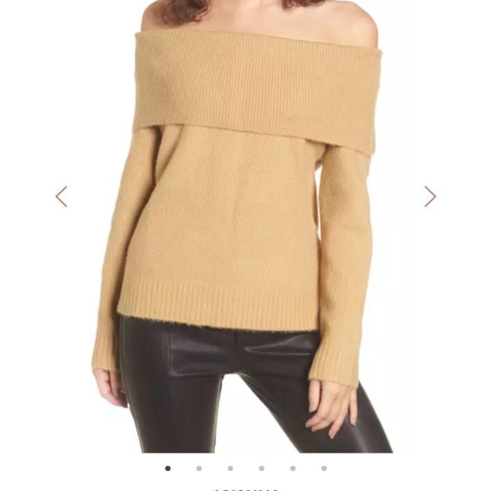 4SI3NNA camel off the shoulder sweater size small